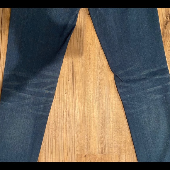 COPY - AE Medium Wash Jeans - Picture 4 of 5